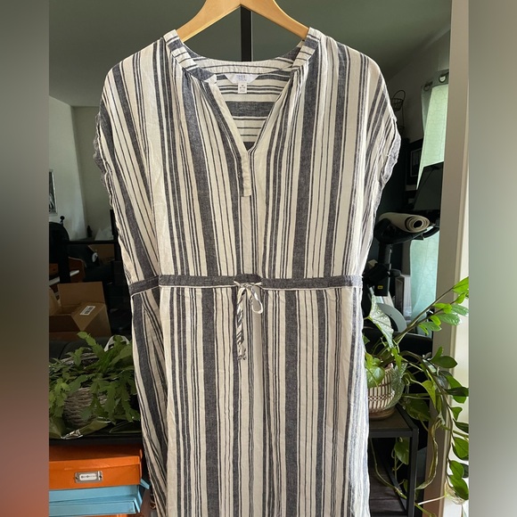 Time and Tru Dresses & Skirts - Linen blend dress